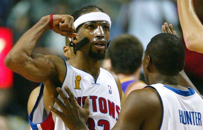 2025中超最佳教练候选：徐正源、斯卢茨基领衔，穆斯卡特无缘（2025中超最佳教练提名：斯卢茨基与徐正源领跑，穆斯卡特落选）