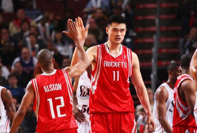 来自转会市场的报道：众所周知，皇家马德里的门将卢...（据转会市场消息：皇马门将卢…的情况早已人尽皆知）