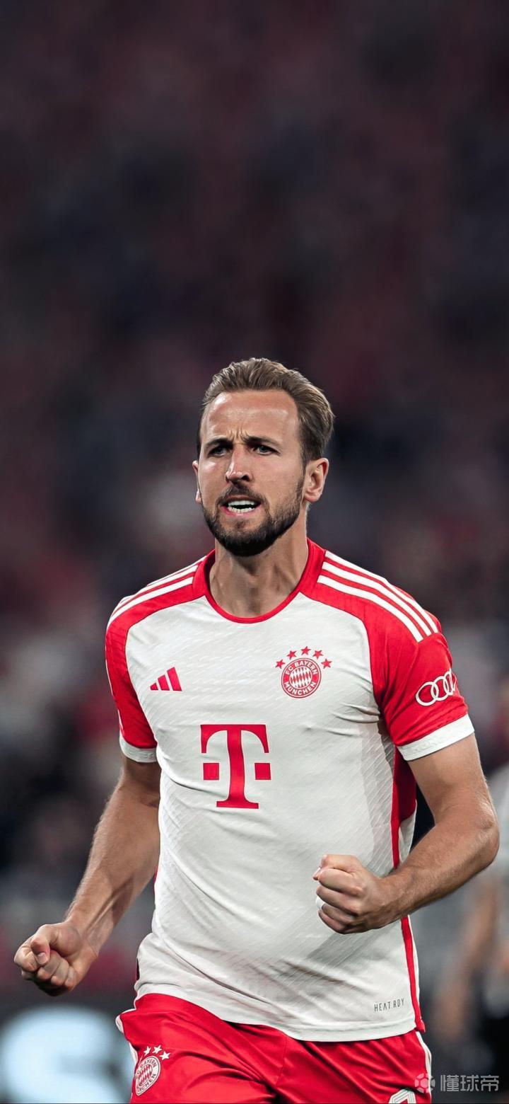 奥尔莫肩伤缺阵一个月，巴萨迎赛季关键考验（奥尔莫肩伤休战四周，巴萨迎来赛季关键期考验）