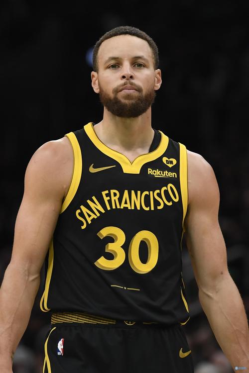 普利希奇带病救主，此乃米兰擎天一柱！（普利希奇抱病力挽狂澜，米兰的顶梁柱）