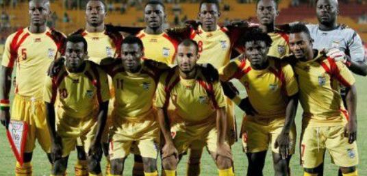 莱万：希望附加赛抽签有好运气；今天的球场就像溜冰场（莱万：盼附加赛签运理想；直言今日球场宛若冰面）