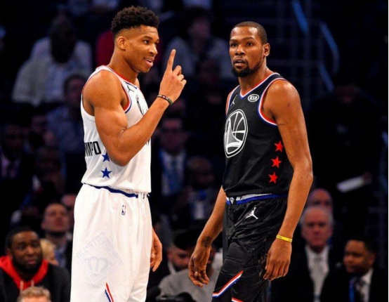 亚洲第一门将？陈威4项数据高居亚冠第一：国门最佳接班人！（陈威亚冠四项领跑，被誉为国门最佳接班人：亚洲第一门将在望？）